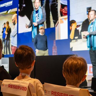 Multiple generations photo by Paul Johson